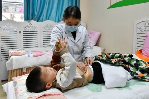讓群眾方便看中醫(yī) 南明區(qū)基層醫(yī)療衛(wèi)生機(jī)構(gòu)中醫(yī)館實(shí)現(xiàn)全覆蓋，推動(dòng)中醫(yī)養(yǎng)生保健服務(wù)進(jìn)社區(qū)